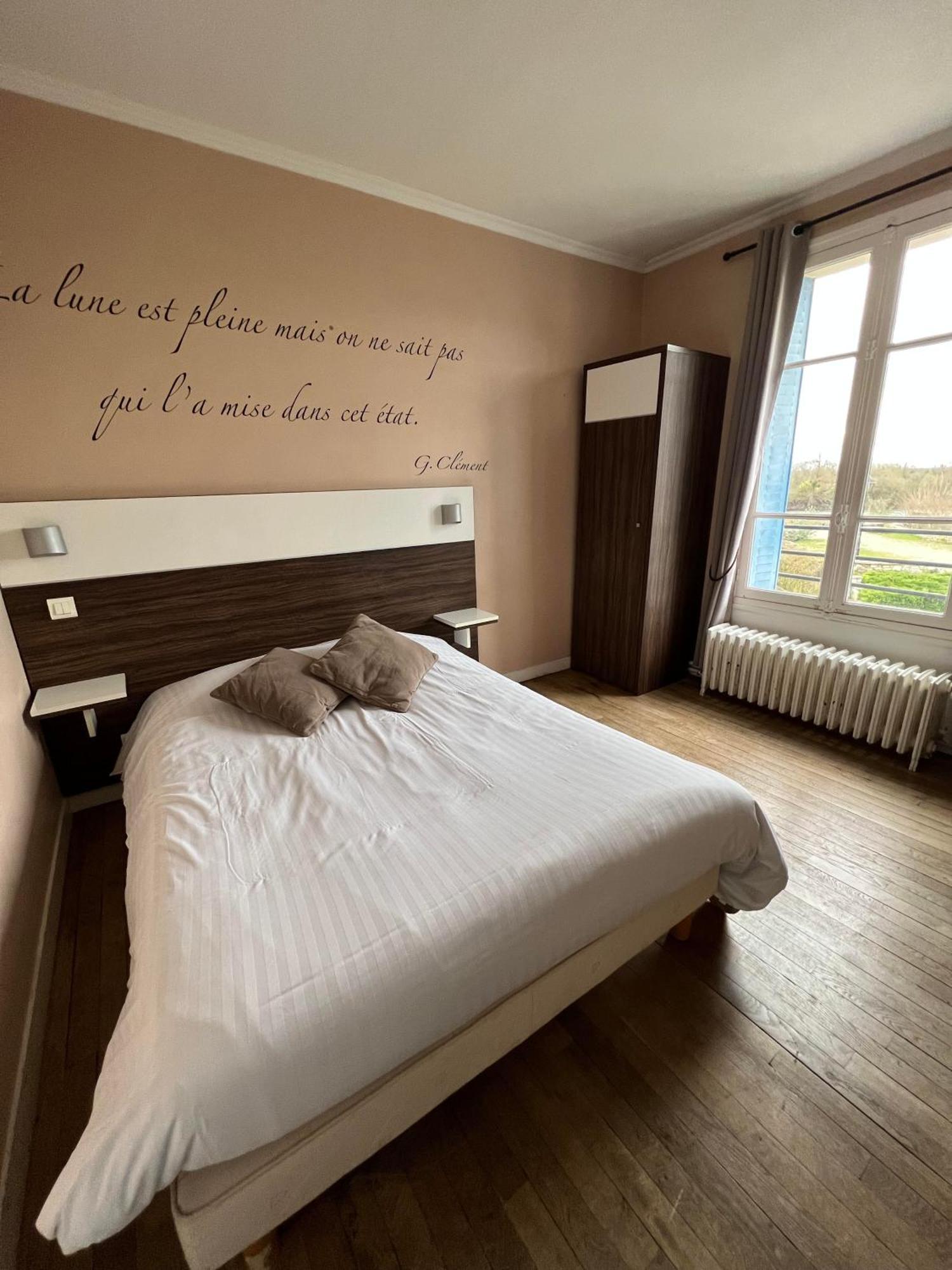 Logis & Restaurant - Les Bords De Seine