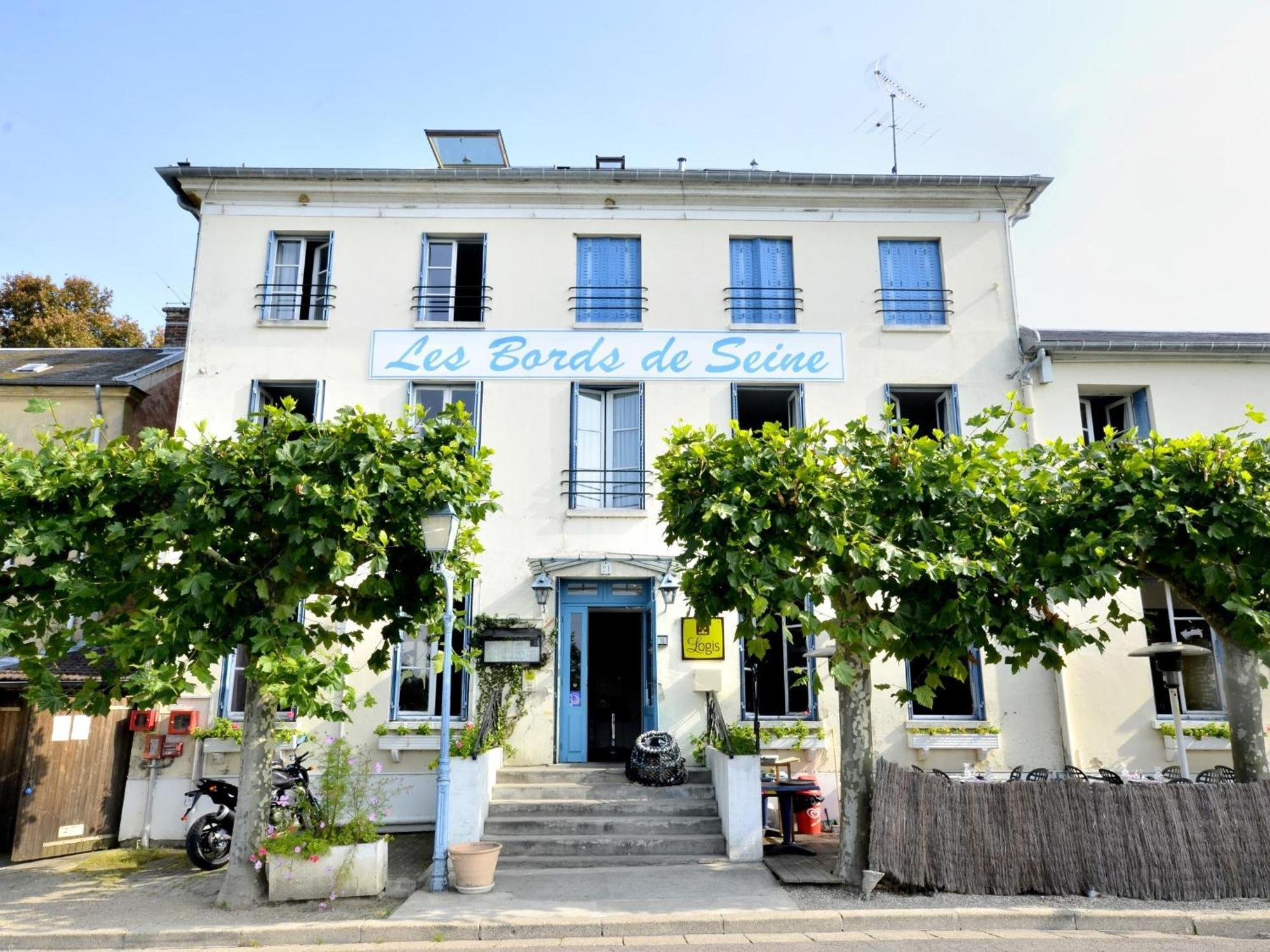 Logis & Restaurant - Les Bords De Seine Hotel